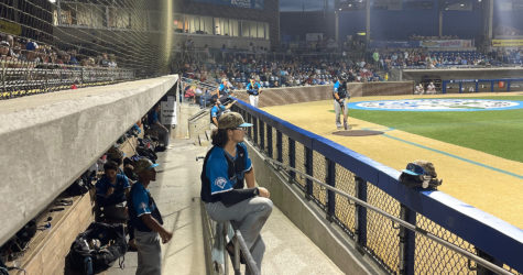 Marlins fall to Salamanders on Thursday night