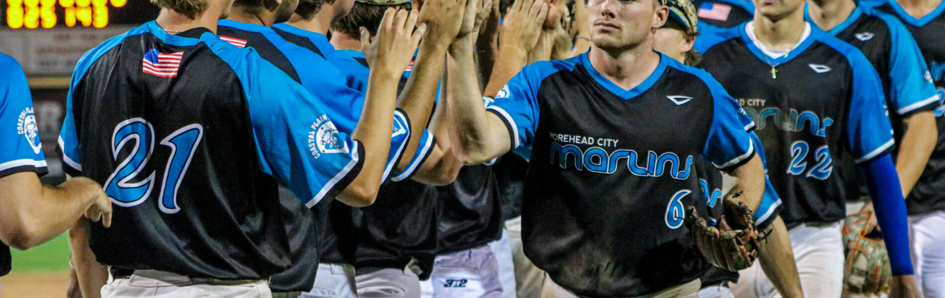 Three Homers Propel the Marlins to 15-0 Win